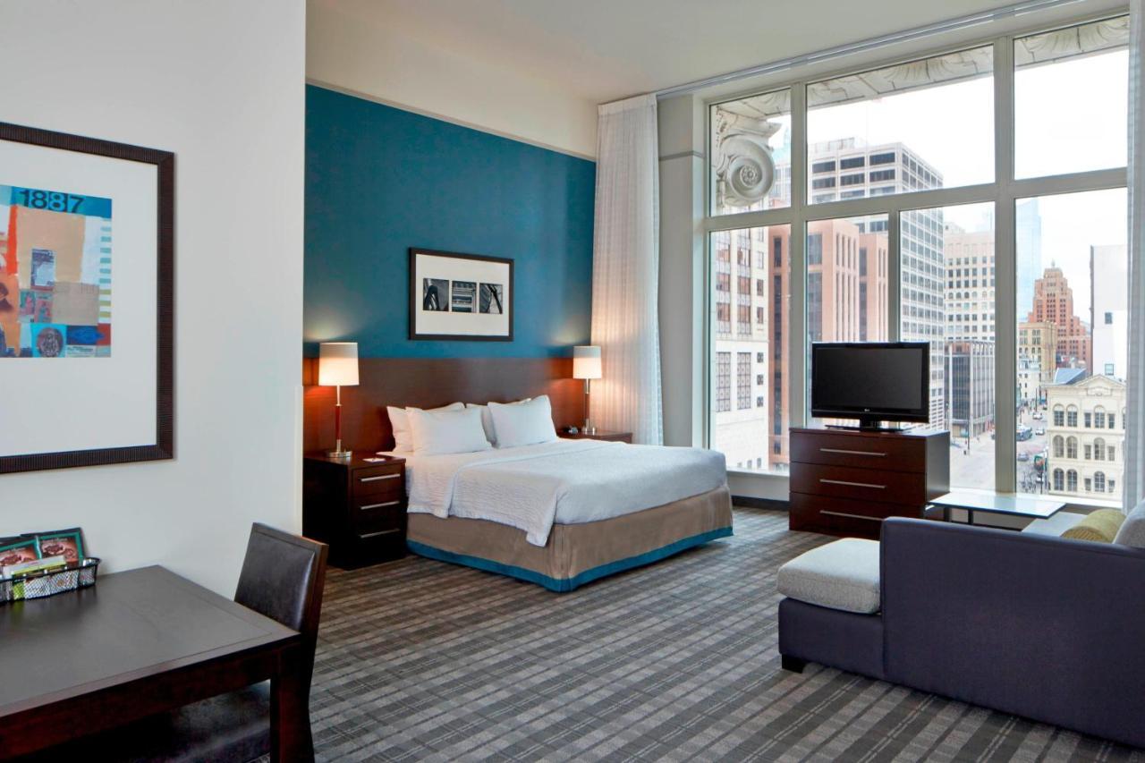 Residence Inn Milwaukee Downtown Exterior foto